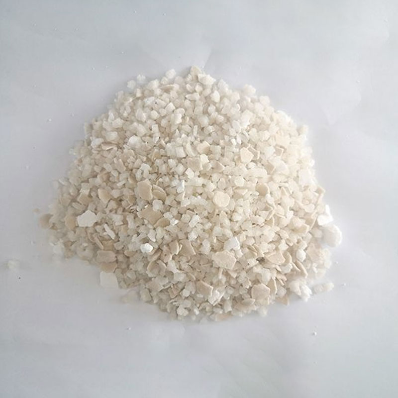 Apa yang Membuat Agen Pencairan Salju Penting untuk Keamanan Musim Dingin?